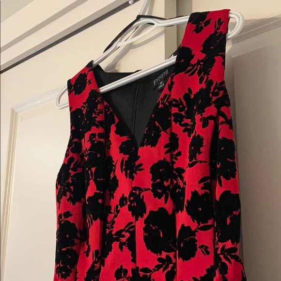 Sleeveless red with black velvet overlay dress - Picture 3 of 3